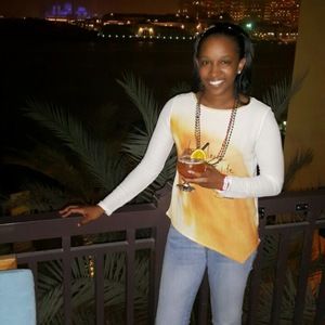 Meet your Posher, Teneisha